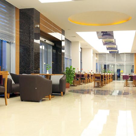 Ege Sevilen Hotel Turgutlu Bagian luar foto