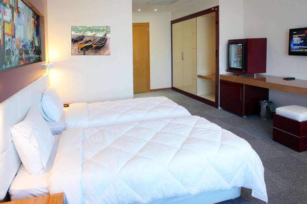 Ege Sevilen Hotel Turgutlu Ruang foto