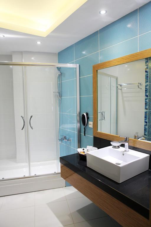 Ege Sevilen Hotel Turgutlu Ruang foto